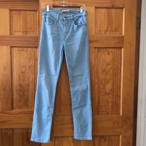 Levi’s 724 high-rise straight